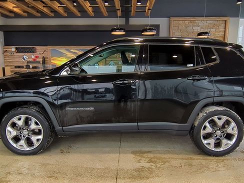 Used 2020 Jeep Compass Limited image 3