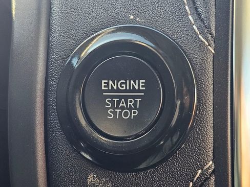 Certified 2025 Ford Expedition Max Platinum image 21