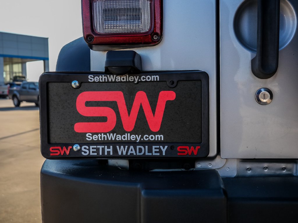 Used 2010 Jeep Wrangler Unlimited Sport AWD/4WD image 14