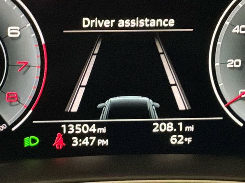 Used 2023 Audi Q8 Premium Plus w/ Premium Plus Package image 13