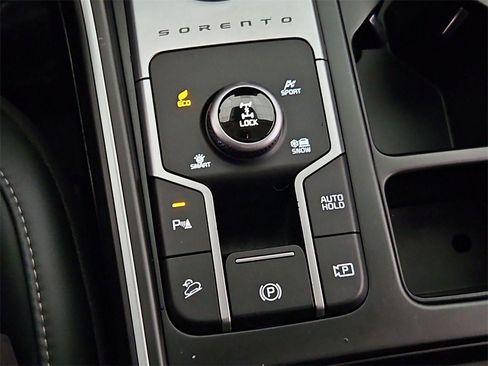 Used 2023 Kia Sorento EX image 34