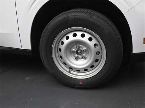 New 2026 Ford Maverick XL image 28