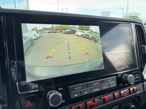 Used 2026 Nissan Frontier PRO-4X AWD/4WD image 27