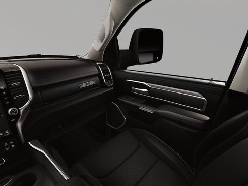 New 2026 RAM 1500 Laramie AWD/4WD image 7