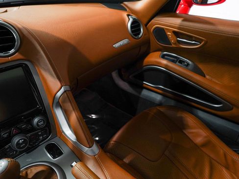 Used 2013 SRT Viper GTS w/ GTS Laguna Interior Pkg image 13