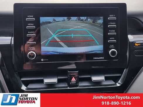 Used 2024 Toyota Camry LE image 20
