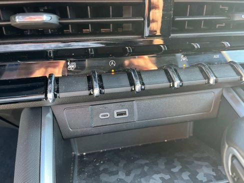 Certified 2024 Chevrolet Colorado Z71 w/ Advanced Trailering Package image 24