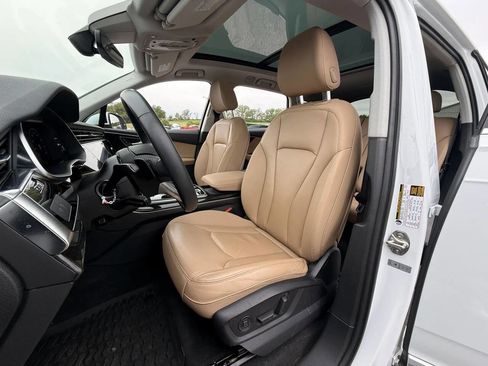 Used 2020 Audi Q7 3.0T Premium AWD/4WD image 16