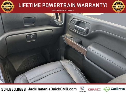 Used 2022 GMC Sierra 3500 Denali w/ Technology Package AWD/4WD image 17