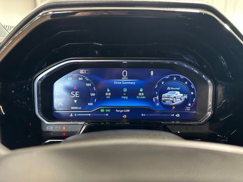 Used 2024 Chevrolet Silverado 1500 RST AWD/4WD image 24