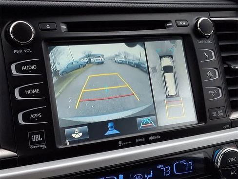 Used 2017 Toyota Highlander Limited Platinum image 20