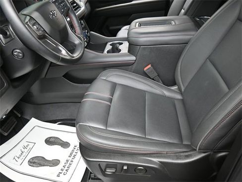 Used 2024 Chevrolet Tahoe RST w/ RST Performance Edition image 15