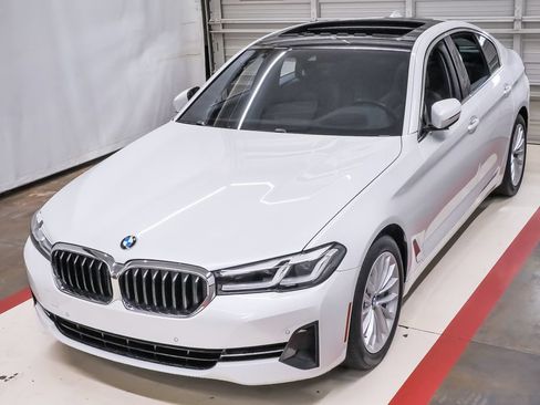 Used 2023 BMW 530i w/ Premium Package RWD image 1