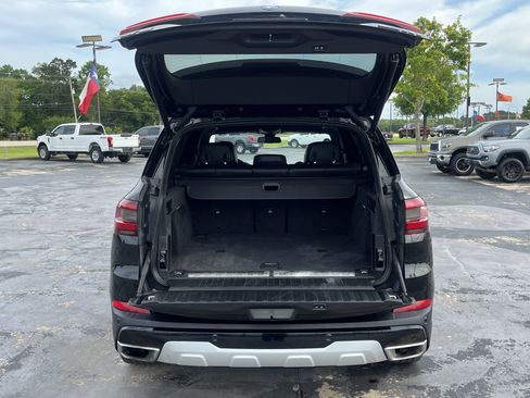 Used 2023 BMW X5 xDrive45e AWD/4WD image 11