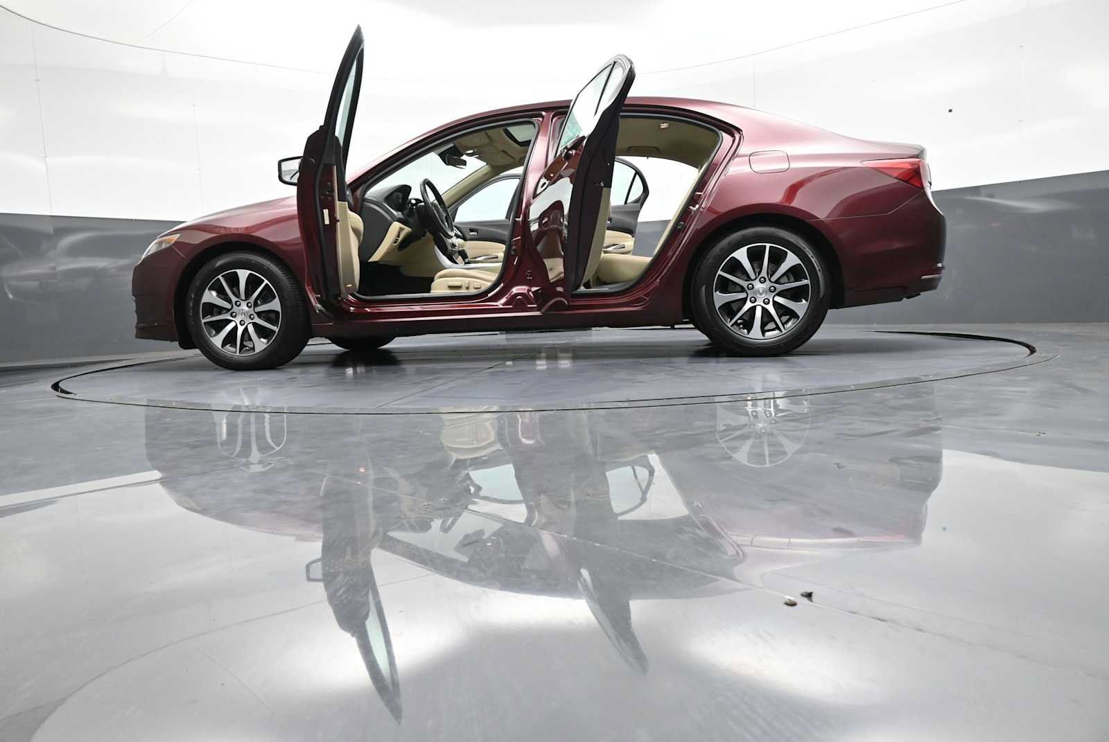 Used 2015 Acura TLX w/ Technology Package FWD image 48