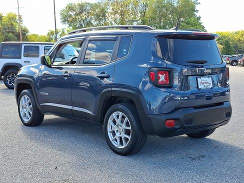 Used 2022 Jeep Renegade Latitude image 4