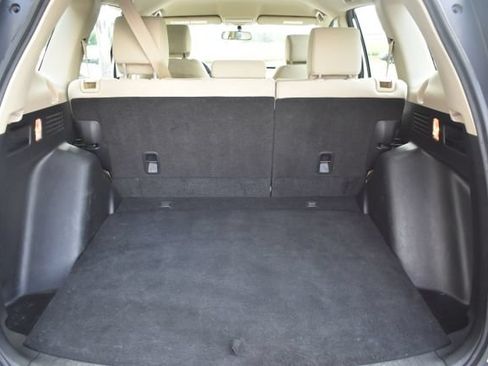Used 2017 Honda CR-V LX image 32