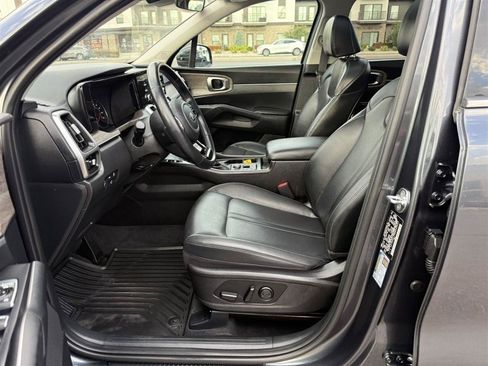 Used 2021 Kia Sorento EX w/ Panoramic Sunroof Package AWD/4WD image 24