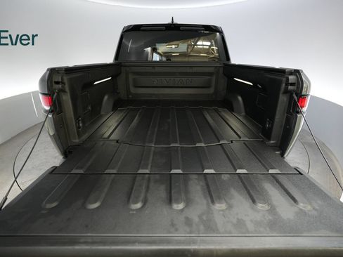 Used 2025 Rivian R1T Adventure Dual AWD/4WD image 8