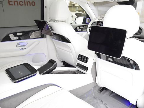 New 2026 Mercedes-Benz Maybach GLS 600 4MATIC image 20