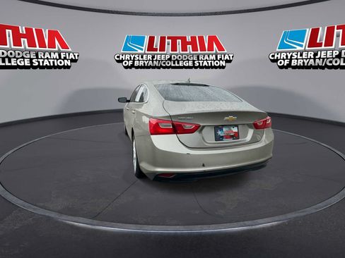 Used 2023 Chevrolet Malibu LT FWD image 6