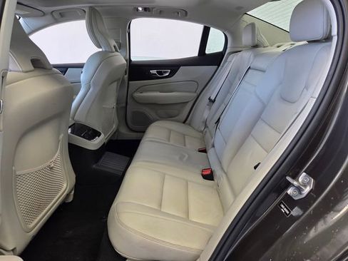 Used 2022 Volvo S60 T8 Inscription AWD/4WD image 15