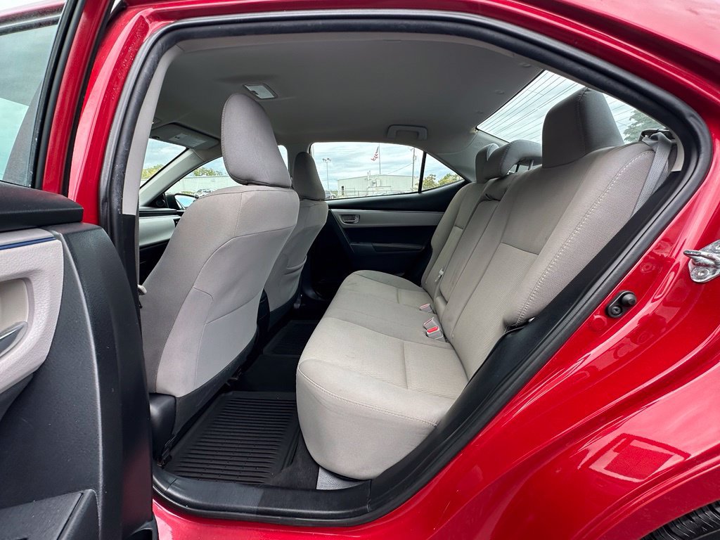 Used 2016 Toyota Corolla LE FWD image 26