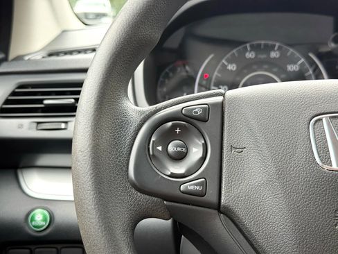 Used 2016 Honda CR-V LX image 18