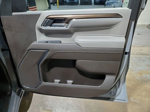 Used 2024 Chevrolet Silverado 1500 LT RWD image 31