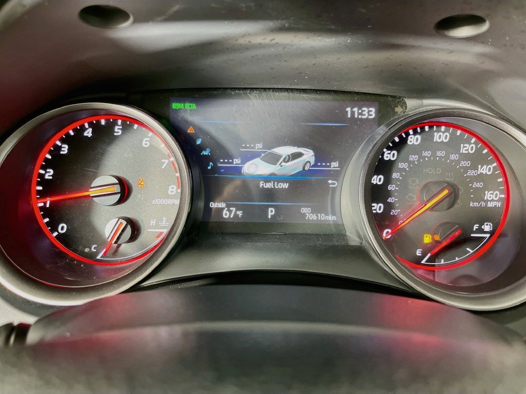 Used 2023 Toyota Camry XSE FWD image 17
