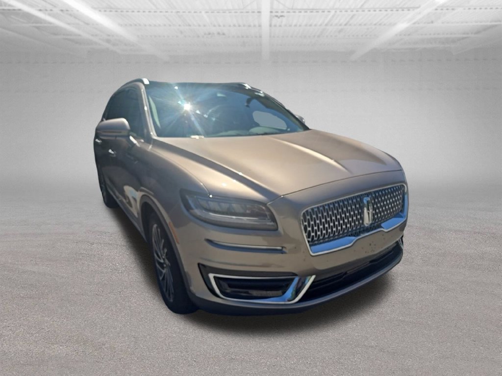 Used 2020 Lincoln Nautilus Reserve w/ Cargo Utility Package FWD image 2