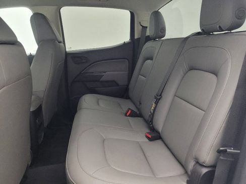 Used 2016 Chevrolet Colorado W/T RWD image 18