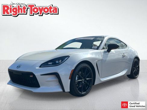 Certified 2025 Toyota GR86 Premium w/ ALL Weather Mat Package (TMS) RWD image 1