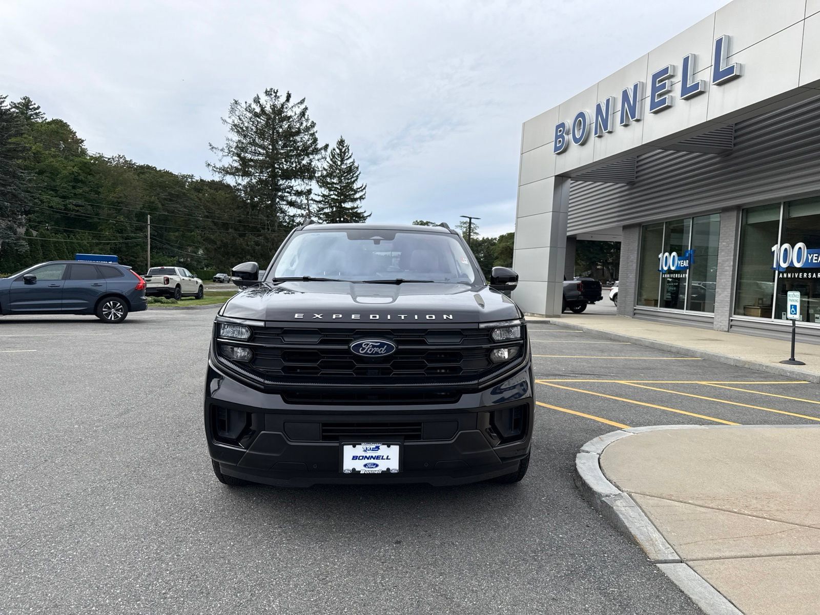 Used 2025 Ford Expedition Max Active AWD/4WD image 5