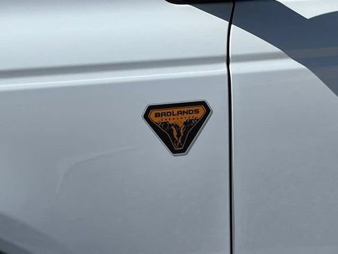 Used 2024 Ford Bronco Badlands AWD/4WD image 8