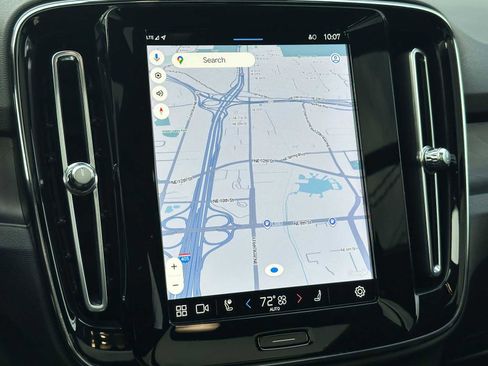 Certified 2023 Volvo XC40 Recharge Ultimate w/ Protection Package Premier image 26