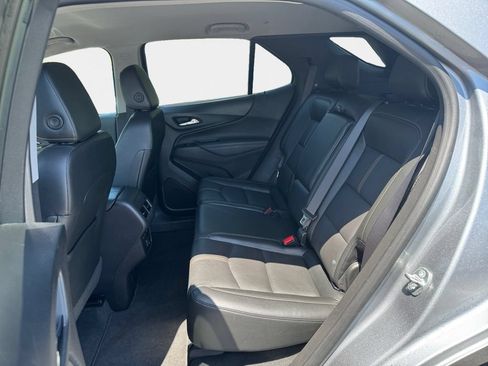 Used 2023 Chevrolet Equinox Premier AWD/4WD image 20