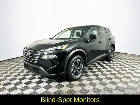 Used 2025 Nissan Rogue SV FWD image 5
