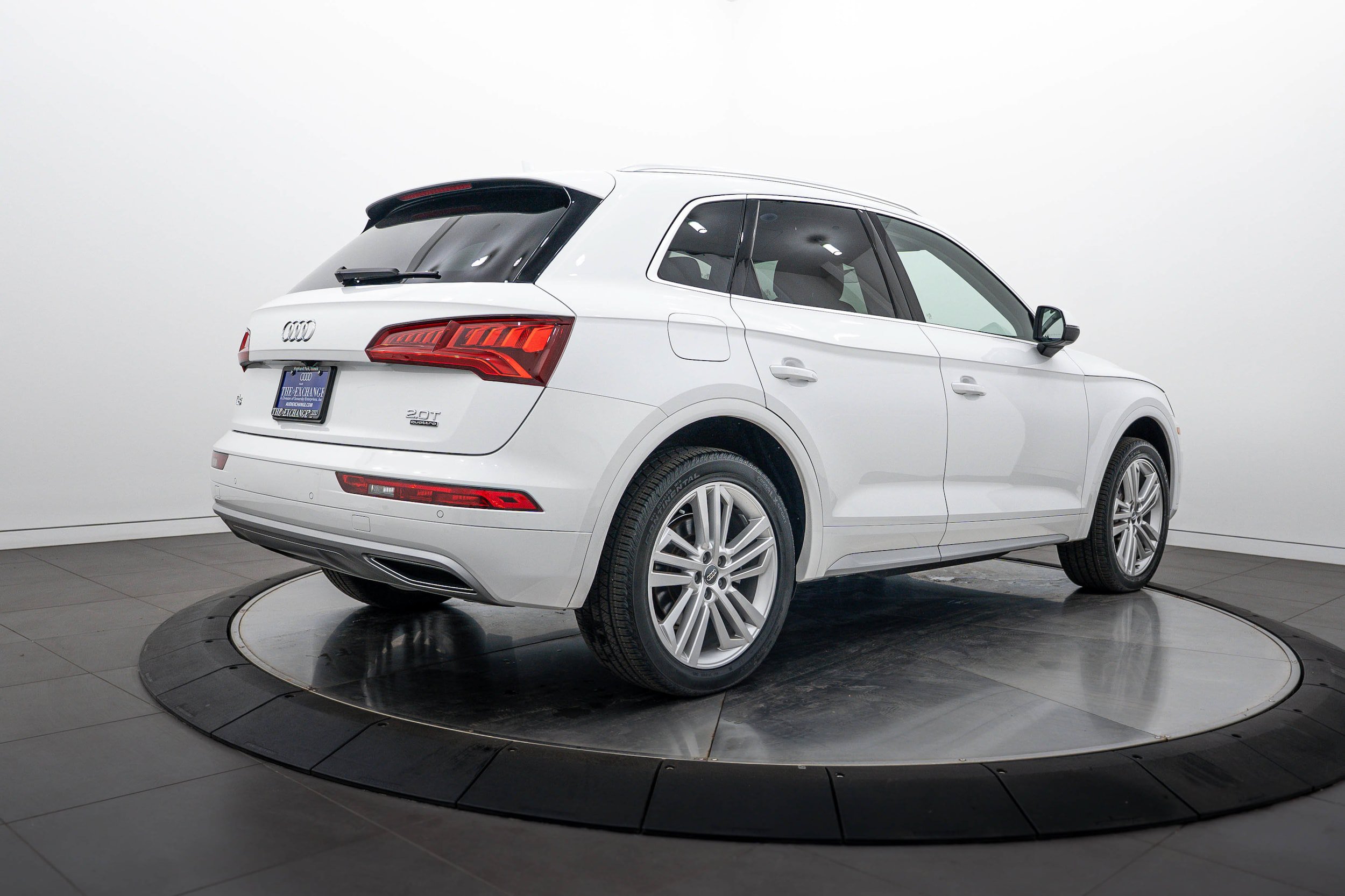Used 2018 Audi Q5 Prestige w/ Prestige Package AWD/4WD image 4