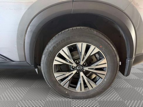 Used 2021 Nissan Rogue SV w/ Premium Package AWD/4WD image 29