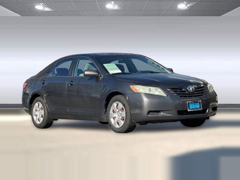 Used 2009 Toyota Camry LE image 6