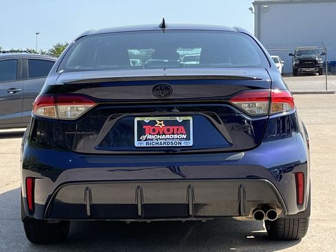 Used 2024 Toyota Corolla XSE FWD image 5
