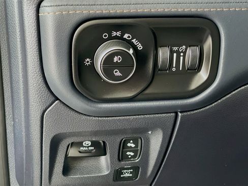 Used 2025 RAM 1500 Tungsten w/ Bed Utility Group AWD/4WD image 13