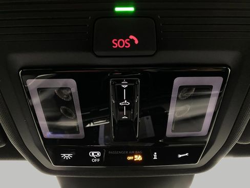 Used 2024 Volkswagen GTI SE image 27