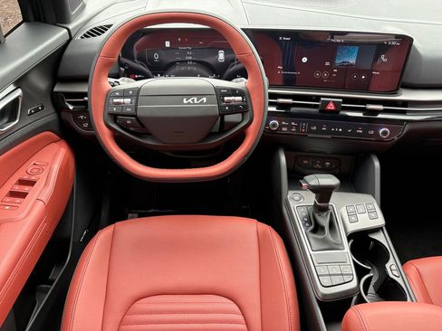 New 2026 Kia Sportage SX image 13