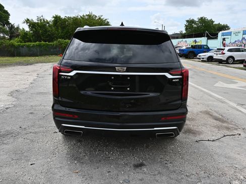 Used 2021 Cadillac XT6 Premium Luxury FWD image 5