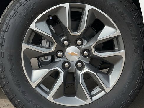 New 2026 Chevrolet Silverado 1500 LT w/ Texas Edition Plus image 9