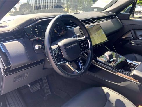 Certified 2025 Land Rover Range Rover Sport SE AWD/4WD image 17