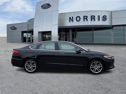 Used 2019 Ford Fusion SEL image 5