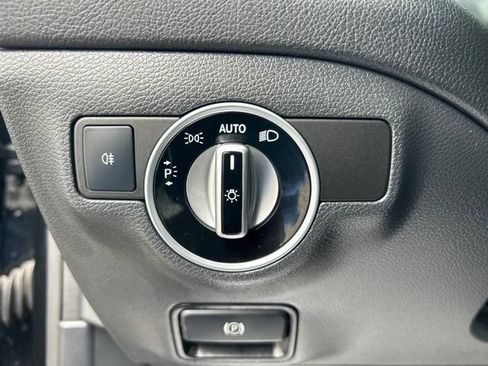 Used 2019 Mercedes-Benz CLA 250 4MATIC image 19